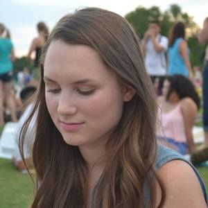 Meet your Posher, Abigail